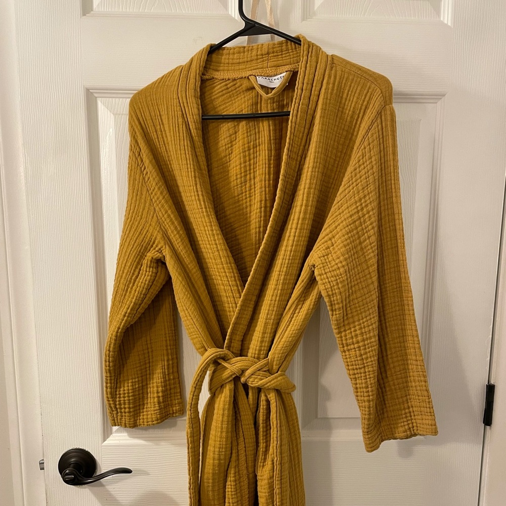Parachute cloud robe